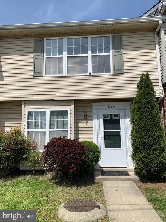 property at 616 W Martin St