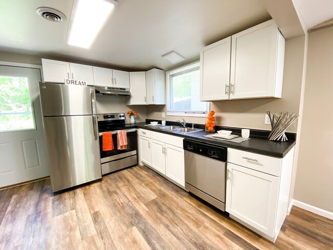 property at 1721 Baird St