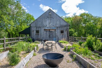 427 Milton Rd in Litchfield, CT - Building Photo - Building Photo