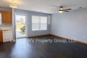 3172 Putnam Ave in Hurricane, WV - Building Photo - Building Photo