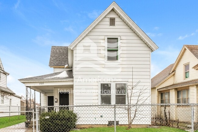 1522 W Dunham St in South Bend, IN - Foto de edificio - Building Photo