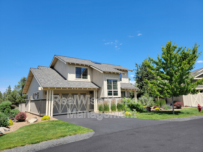 11116 Desert Sky Loop in Redmond, OR - Building Photo - Building Photo