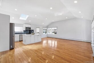 1374 Prospect Ave in East Meadow, NY - Building Photo - Building Photo