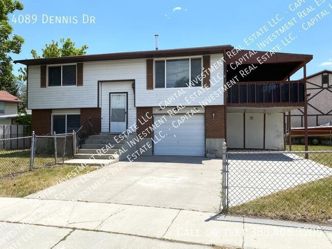 property at 4089 Dennis Dr