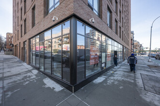 555 4th Ave in Brooklyn, NY - Building Photo - Building Photo