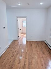 77 Williams Ave in Jersey City, NJ - Building Photo - Building Photo