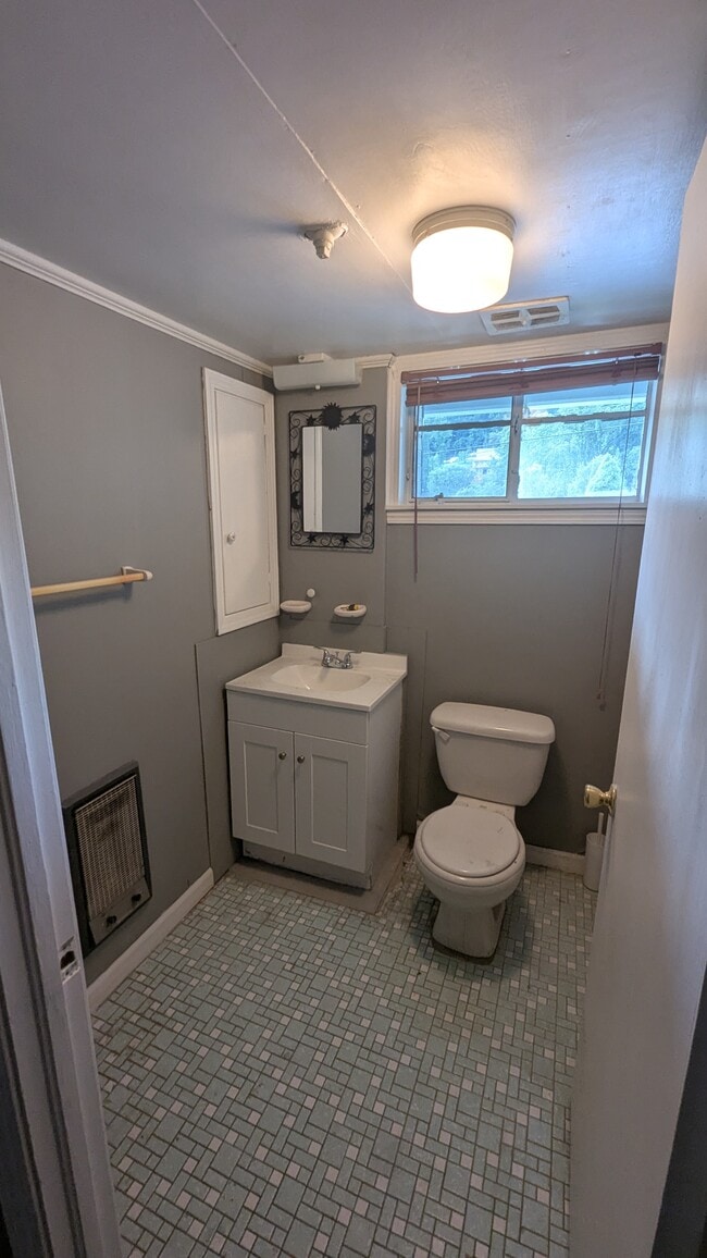 2208 Osborne St in Bristol, VA - Building Photo - Building Photo