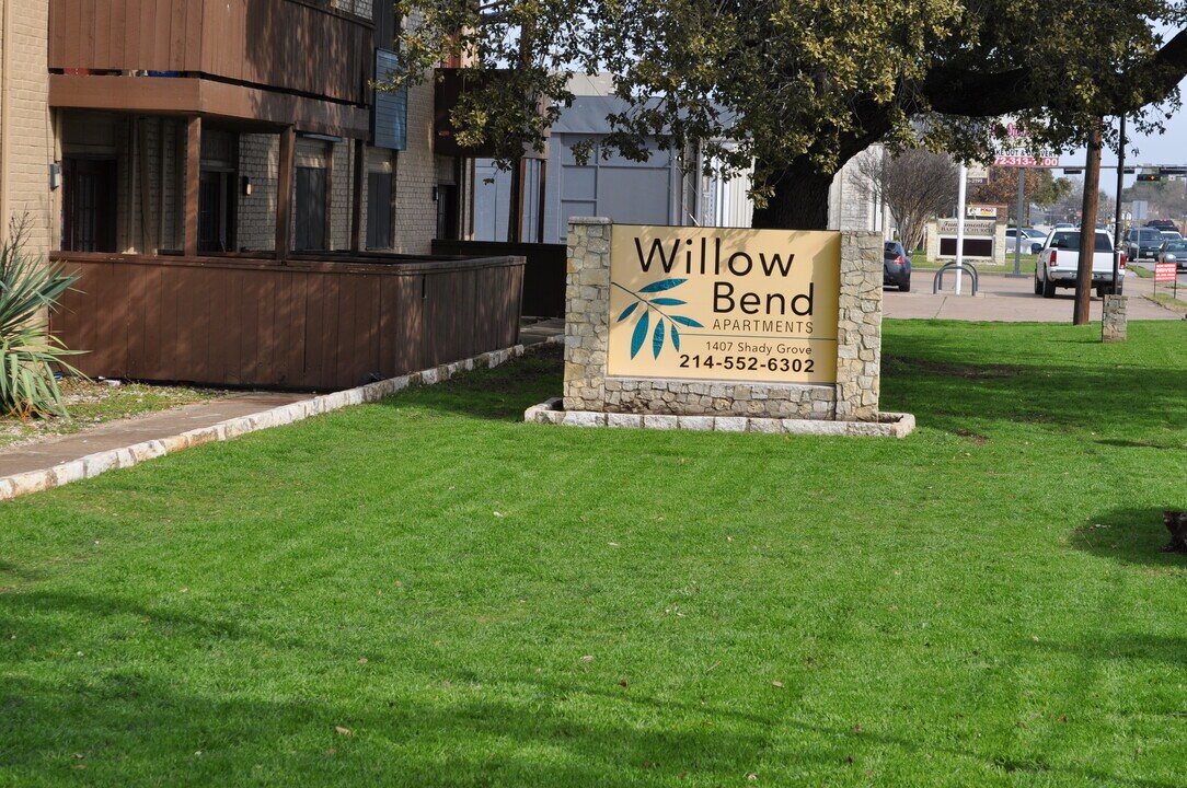 Willow Bend Apartments in Irving, TX - Building Photo