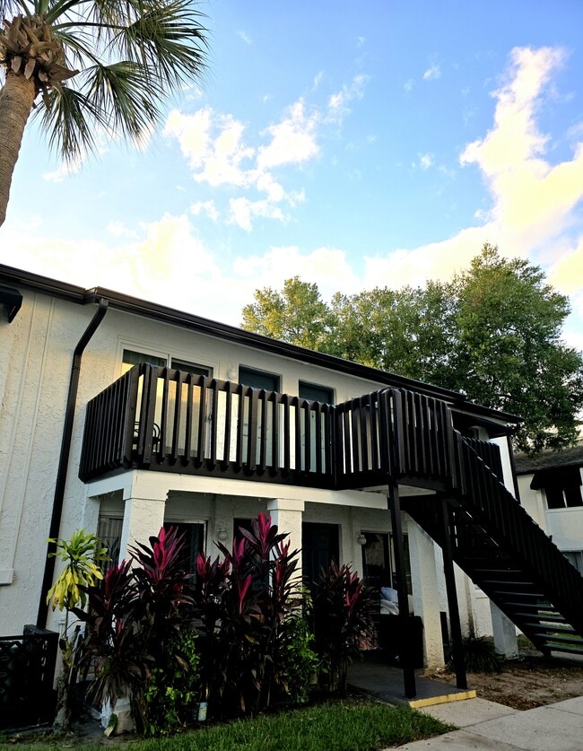 property at 4151 S Semoran Blvd