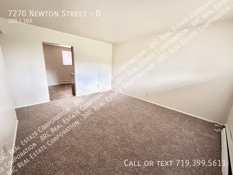 7270 Newton St in Westminster, CO - Building Photo