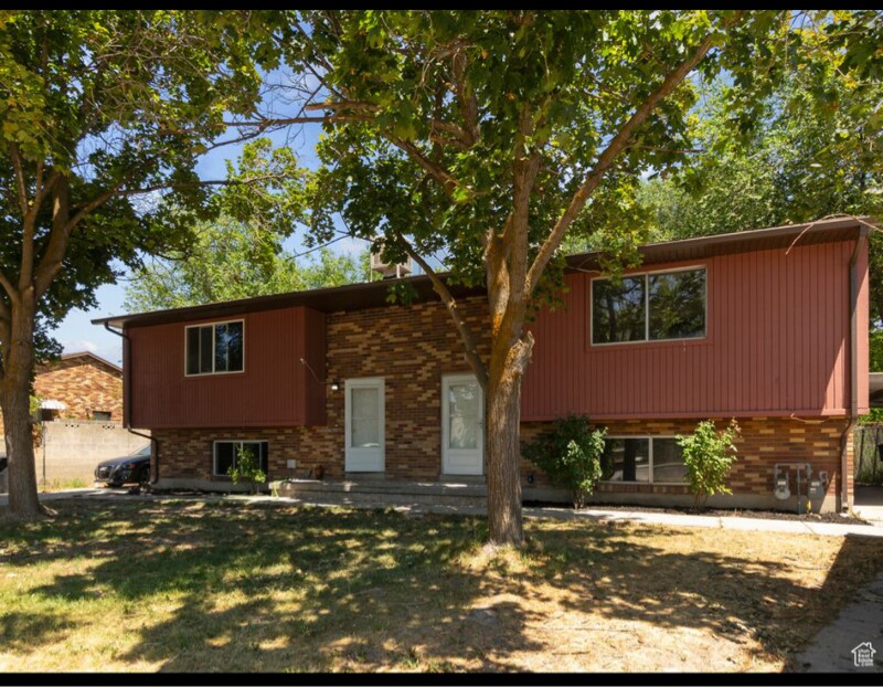 4211 S 1300 E in Millcreek, UT - Foto de edificio