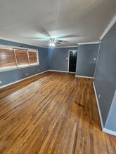 2507 University Ave in San Angelo, TX - Foto de edificio - Building Photo