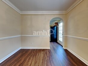 817 Winterside Ln in Winston-Salem, NC - Building Photo - Building Photo