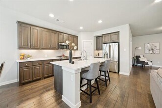 1733 Lark Ln in Argyle, TX - Building Photo - Building Photo