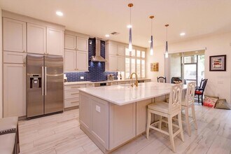 8556 Vía Bella Notte in Orlando, FL - Building Photo - Building Photo