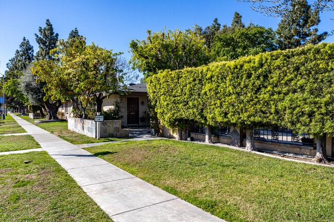 Chaumont Villas Apartments