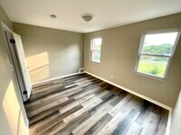 906 Whitmore Ave photo'