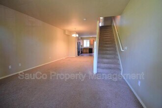 1419 NE Lockheart Ln in Hillsboro, OR - Building Photo - Building Photo
