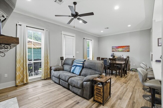 421 St Thomas Ln in Baton Rouge, LA - Building Photo - Building Photo