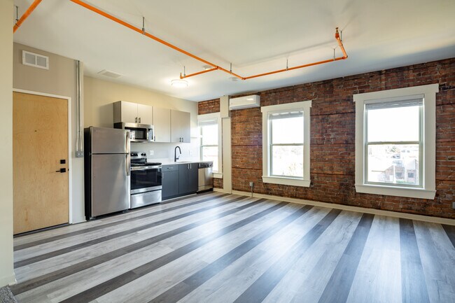 The Lindley in Detroit, MI - Building Photo - Interior Photo