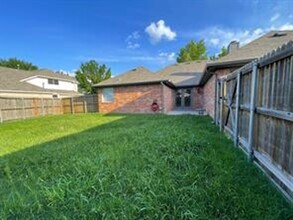 10910 Red Cedar Dr in Frisco, TX - Building Photo - Building Photo