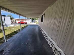 6710 Ballad Ln in New Port Richey, FL - Building Photo - Building Photo