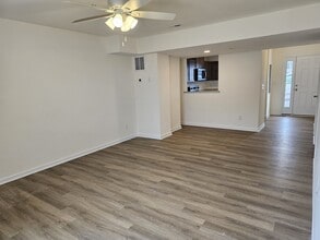 Dominion Apartments in Culpeper, VA - Foto de edificio - Building Photo