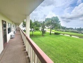 188 Preston Way in Boca Raton, FL - Foto de edificio - Building Photo