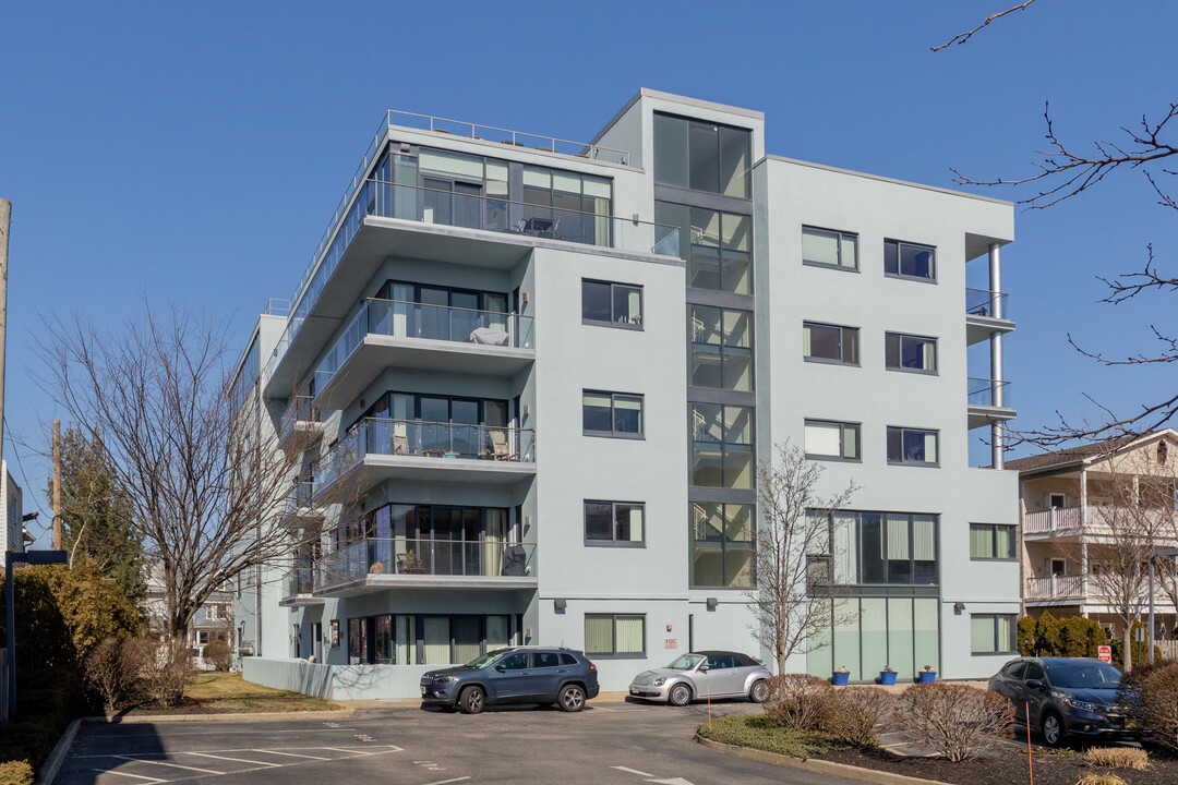 The Blu Condominiums of Asbury Park in Asbury Park, NJ - Foto de edificio