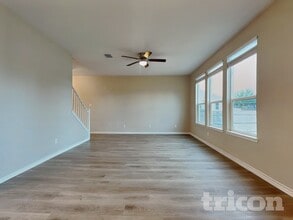 601 Lost Pond in New Braunfels, TX - Building Photo - Building Photo