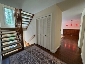 524 Equinox on The Battenkill, Unit J-7 in Manchester, VT - Building Photo - Building Photo