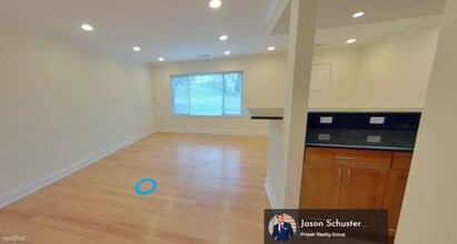 104 Independence Dr in Brookline, MA - Building Photo - Building Photo