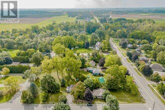 738 Mt Pleasant Rd in Brant, ON - Building Photo - Building Photo