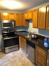217 Beaver Dam Rd in Plymouth, MA - Building Photo - Building Photo