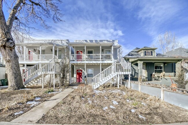 property at 4413 Umatilla St