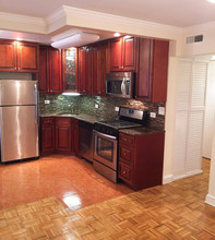 Newly renovated apartment! in Richmond, VA - Foto de edificio - Building Photo