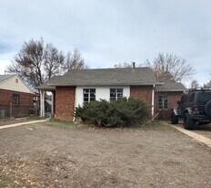 2915 Glencoe St in Denver, CO - Building Photo