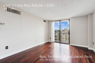 4500 S Four Mile Run Dr in Arlington, VA - Building Photo - Building Photo