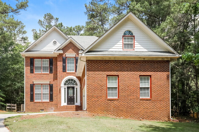 property at 3073 Essex Dr