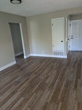 205 Nell Deane Blvd in Schertz, TX - Foto de edificio - Building Photo