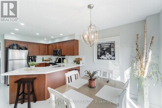 63 Feint Dr in Ajax, ON - Building Photo - Building Photo