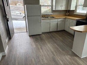 2350 Booker St in Winston-Salem, NC - Building Photo - Building Photo