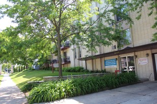 Riverwalk Apartments