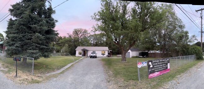 411 S Fir St in Omak, WA - Building Photo - Building Photo