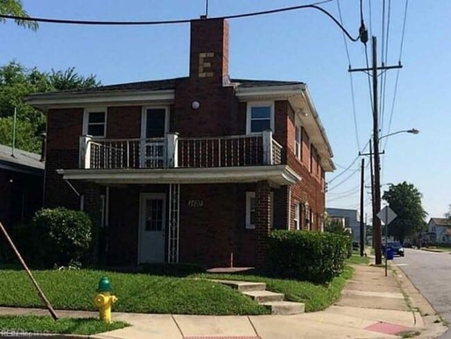 property at 1420 Goff St