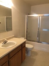 913 Wabash Ave in Medford, OR - Building Photo - Building Photo