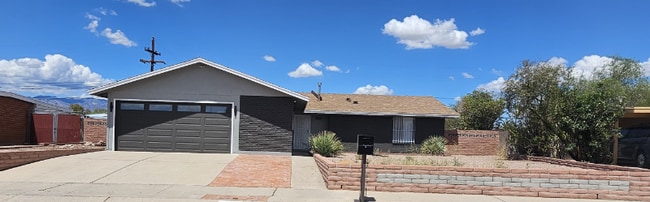 property at 618 N Kent Dr