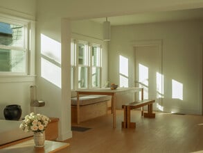 1807 Montana St, Unit 1 in Los Angeles, CA - Building Photo - Building Photo