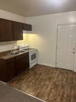 48 E Baltimore St in Taneytown, MD - Building Photo