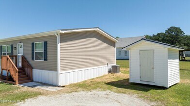 1118 Old Tar Landing Rd in Jacksonville, NC - Building Photo - Building Photo